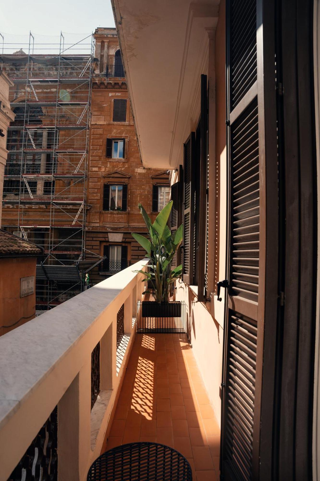 The Flow - Via Del Corso Pensión